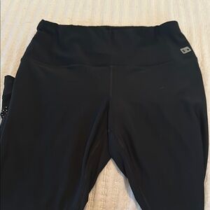 Hind Black Athletic Leggings